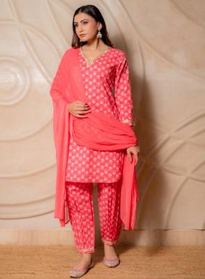 Coral pink printed kurta with salwar & dupatta  set of 3 4