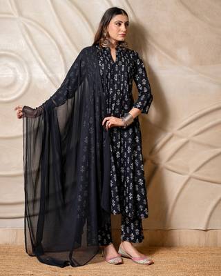Black printed anarkali kurta with pants & dupatta  set of 3 4