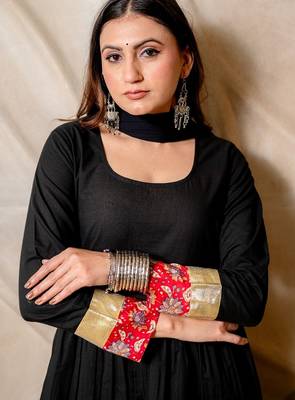 Black anarkali kurta with red printed border & dupatta  set of 3 2