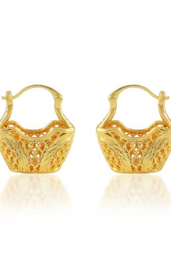 Golden daliya shape earring