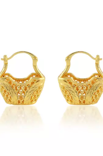 Golden daliya shape earring