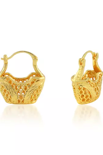 Golden daliya shape earring