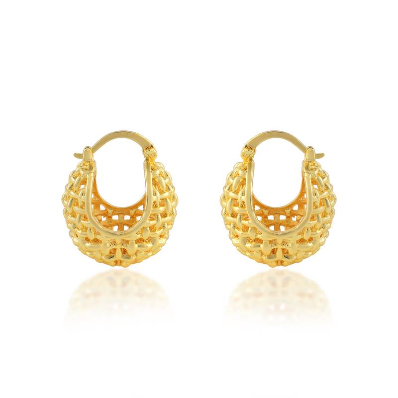 Golden rounded basket earring