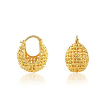Golden rounded basket earring 2