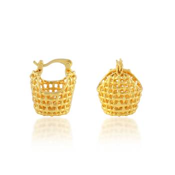 Golden small tokri earring 2