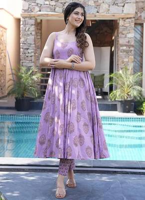 Lavender muslin digital print designer salwar suit 2