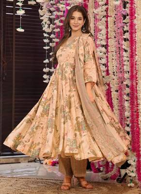 Cream muslin digital print designer salwar suit 2