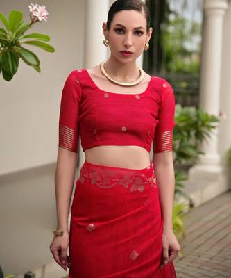 Red premium jute linen silk blend saree with zari weaved pallu double shaded border 3