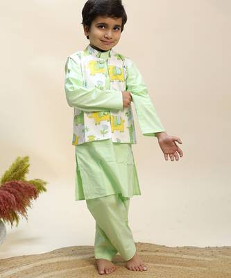 Green printed cotton kurta jacket set 1