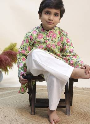 Green printed cotton kurta set 1