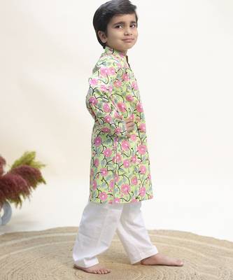 Green printed cotton kurta set 3