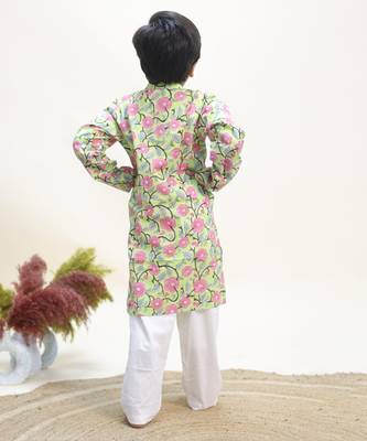 Green printed cotton kurta set 4