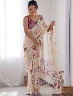 Light pink digital printed georgette saree set 4