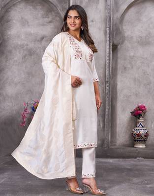 White embroidered roman silk kurta set with dupatta 2