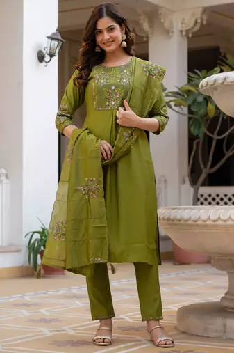 Olive embroidered viscose mango silk kurta set with dupatta