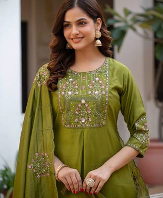 Olive embroidered viscose mango silk kurta set with dupatta 3
