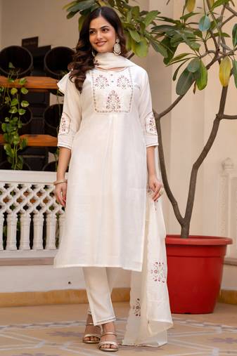 White embroidered viscose mango silk kurta set with dupatta