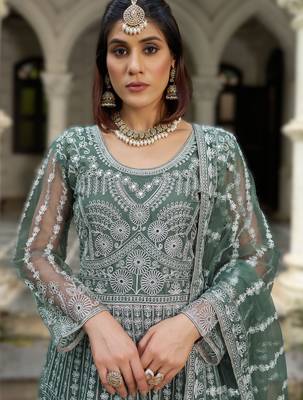 Greeen pure butterfly net heavy embroidered top with dupatta 3