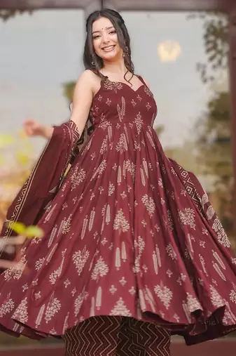 Maroon maslin heavy digital printed kurta set with dupatta