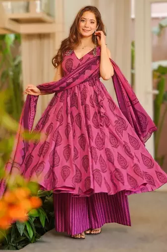 Pink maslin heavy digital printed kurta set with dupatta | designer festival & party wear fully stitched suit