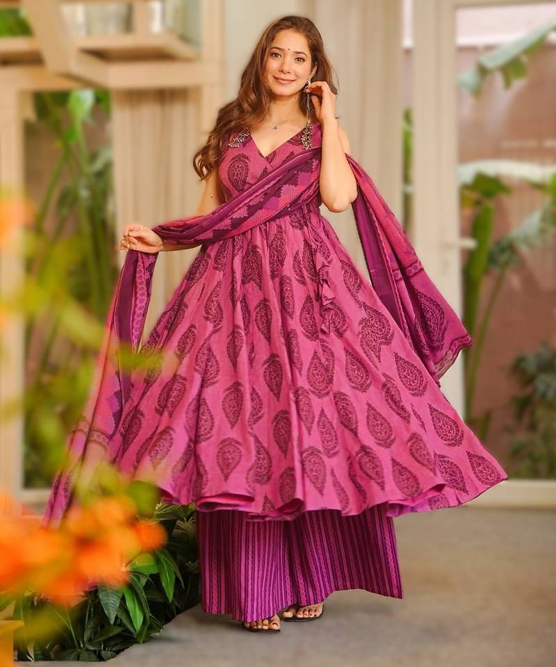 Pink maslin heavy digital printed kurta set with dupatta | designer festival & party wear fully stitched suit