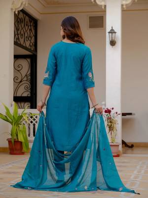 Firozi embroidered viscose mango silk kurta set with dupatta 4