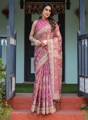 Pink handloom cotton-linen saree with gold floral motifs and peacock pallu 2