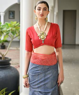 Navy blue soft desi tussar silk blend saree with unique ikkat painted design & pallu 4