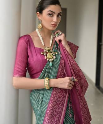 Green soft desi tussar silk blend saree with unique ikkat painted design & pallu 3