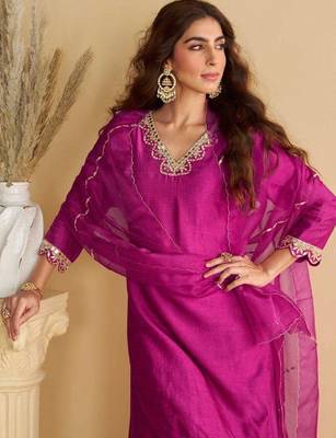 Magenta embroidered silk pakistani-salwar-kameez 2