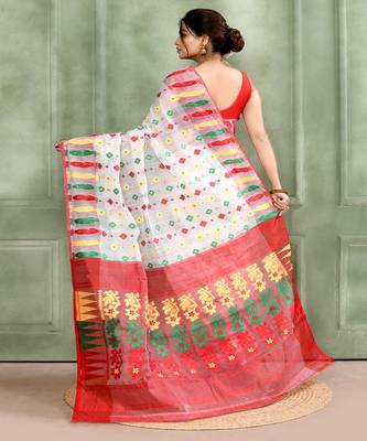 Women's white embellished cotton blend jamdani saree 4