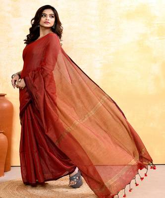 maroon embellished cotton blend zari check handloom saree 1