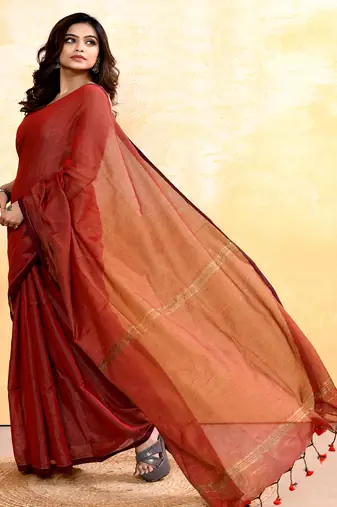 maroon embellished cotton blend zari check handloom saree