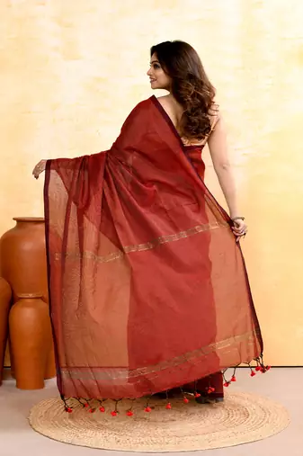 maroon embellished cotton blend zari check handloom saree
