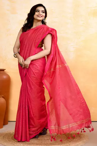 rani pink embellished cotton blend zari check handloom saree