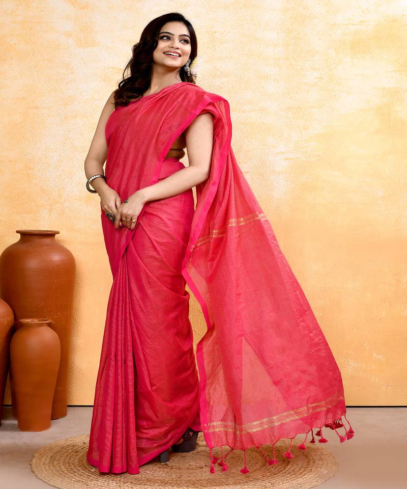 rani pink embellished cotton blend zari check handloom saree