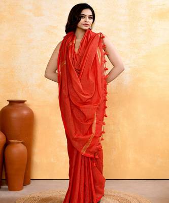 red embellished cotton blend zari check handloom saree 3