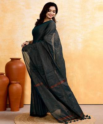 moss green embellished cotton blend zari check handloom saree 2