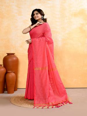 pink embellished cotton blend zari check handloom saree 2