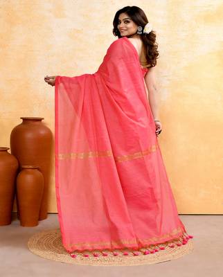 pink embellished cotton blend zari check handloom saree 3
