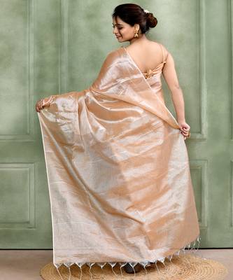 beige dual tone organic tissue saree with blouse piece 4