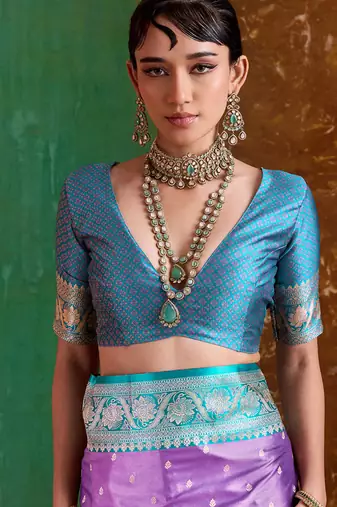 lavender satin handloom weaving silk with contrast border and pallu