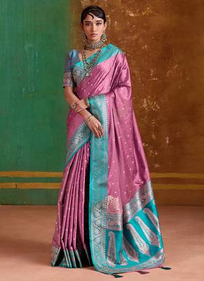 onion pink satin handloom weaving silk with contrast border and pallu 1