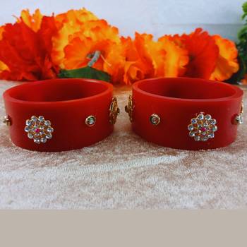 Stone stud colour red pack of 2 material acrylic bangle 4