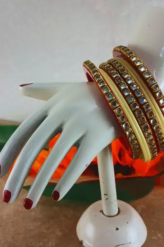 Kundan stud colour multi pack of 8 material acrylic bangle