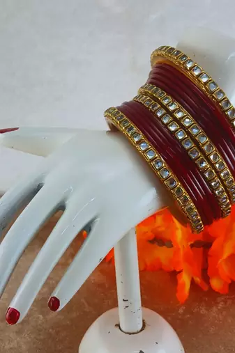 Kundan stud colour multi pack of 12 material acrylic bangle