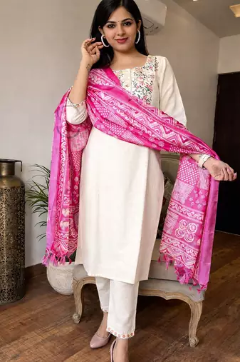 Off white Floral Embroidered Kurta Pant Set with Printed Dupatta
