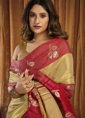 Cream soft tissue contrast border with jhallar saree 2