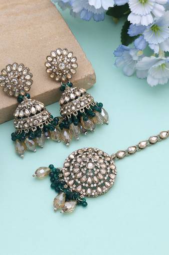 Green color kundan earrings tikka set
