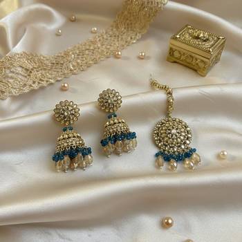 Tturquoise blue color kundan earrings tikka set 2